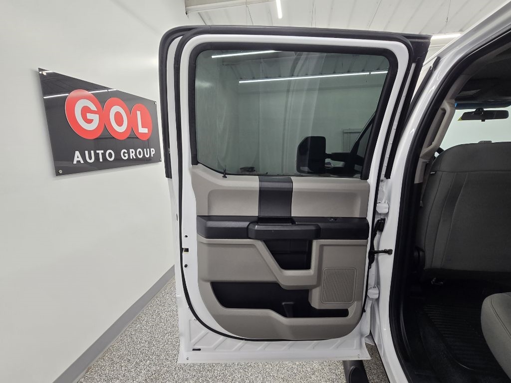 Ford F-250 SD XL Crew Cab 2WD 2018