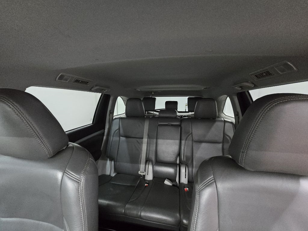 Toyota Highlander LE FWD I4 2015