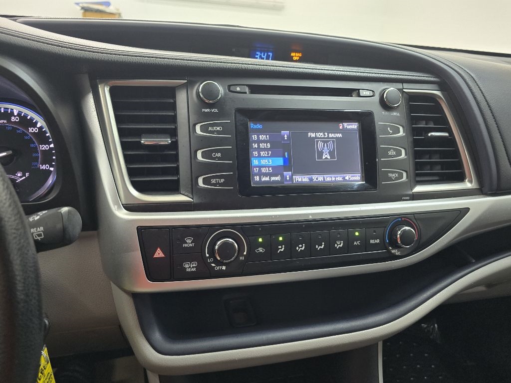 Toyota Highlander LE FWD I4 2015