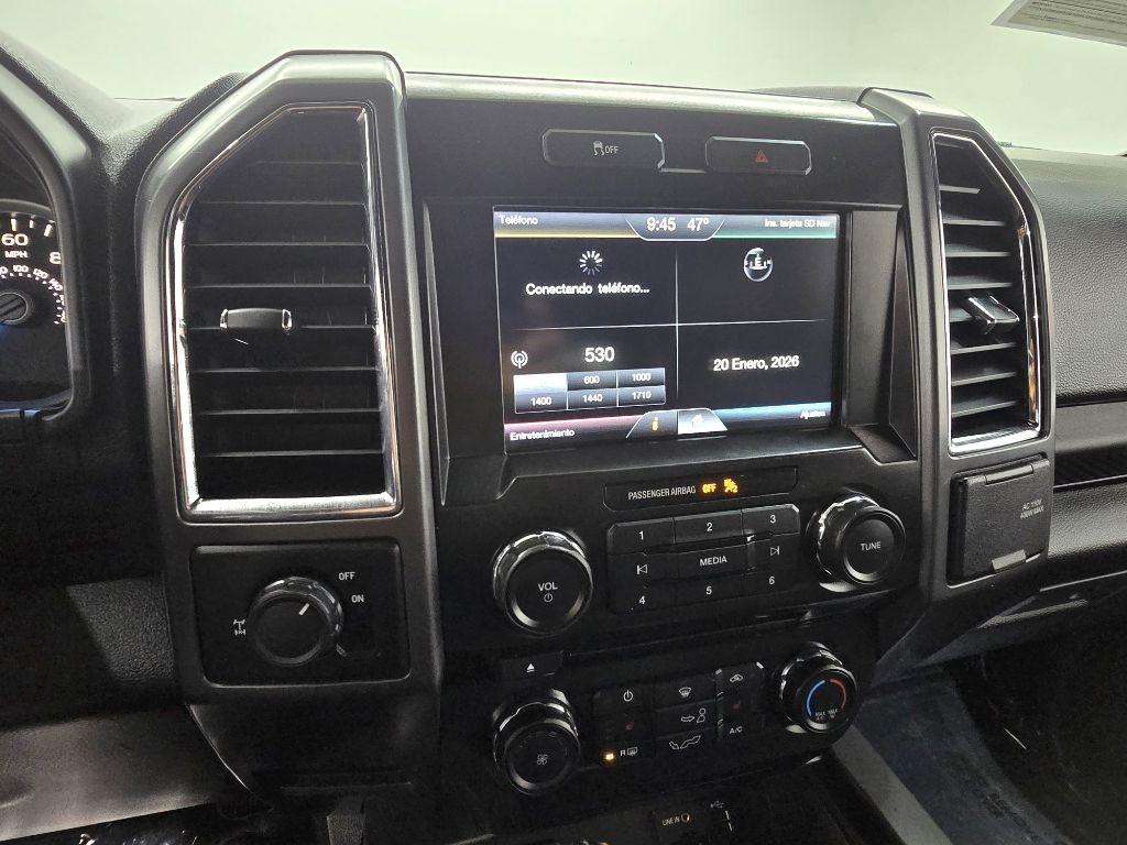 Ford F-150 XLT SuperCrew 5.5-ft. Bed 2WD 2015