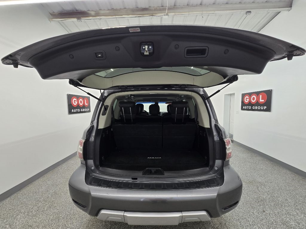 Nissan Armada Platinum 2WD 2017