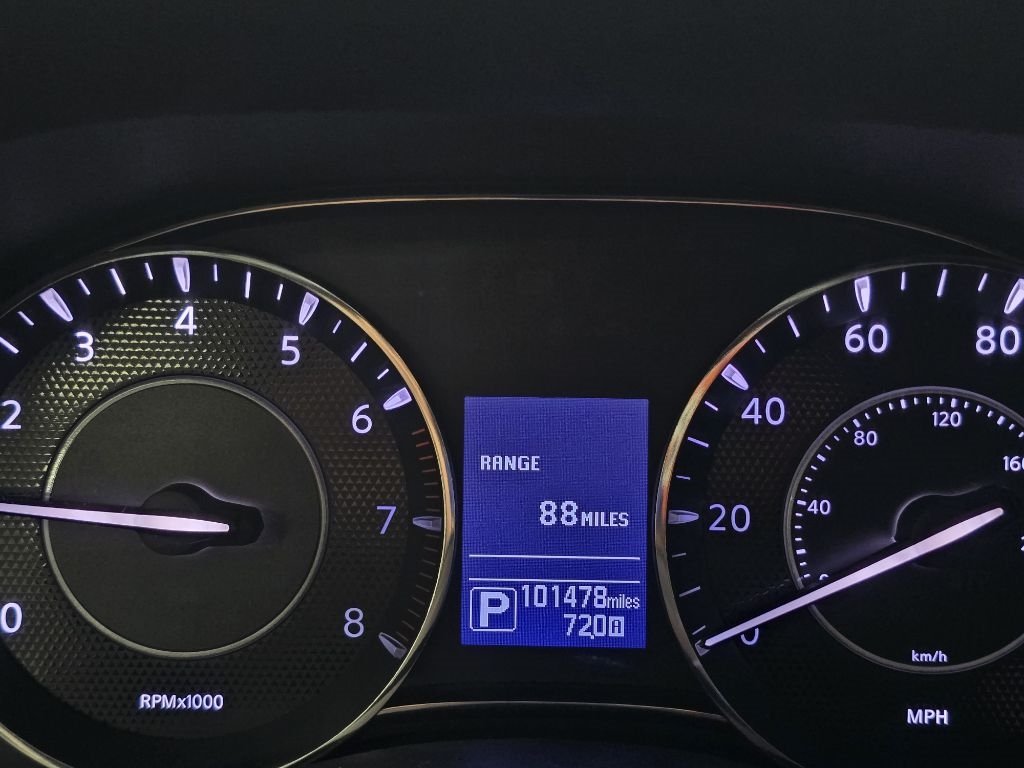 Nissan Armada Platinum 2WD 2017