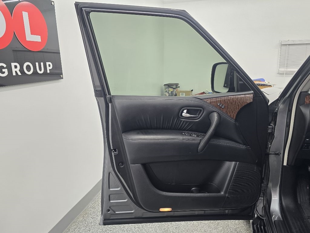 Nissan Armada Platinum 2WD 2017