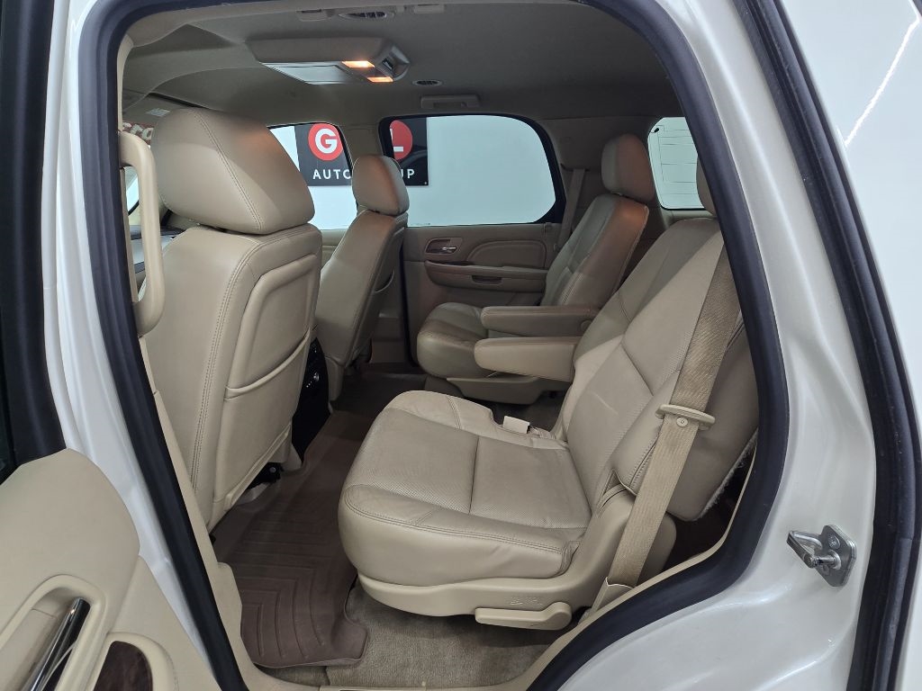 Cadillac Escalade 2WD Luxury 2013