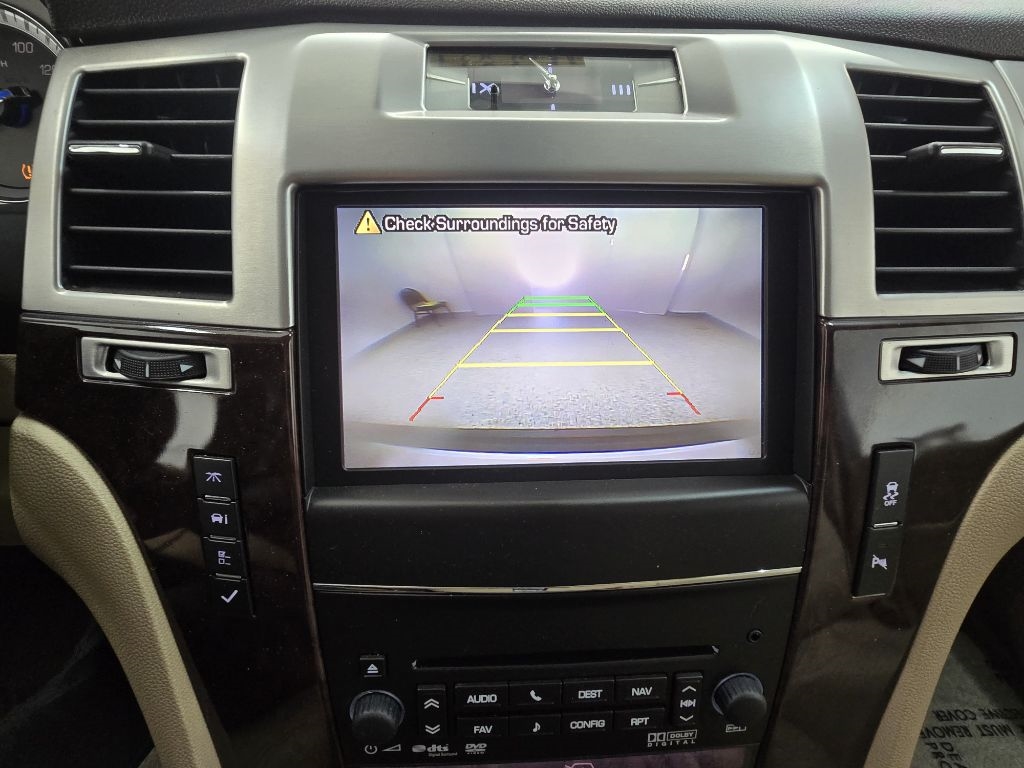 Cadillac Escalade 2WD Luxury 2013