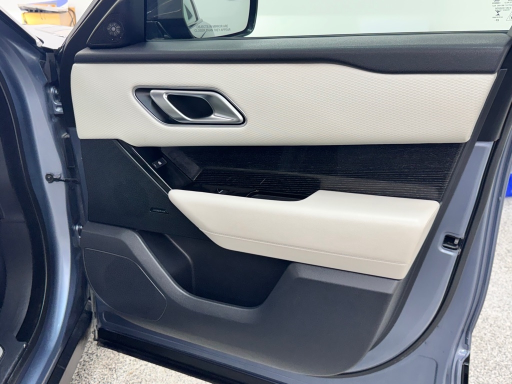 Land Rover Range Rover Velar R-Dynamic S 2021