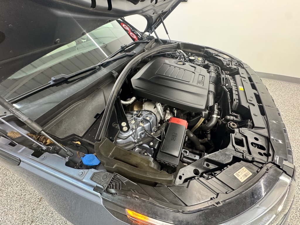 Land Rover Range Rover Velar R-Dynamic S 2021