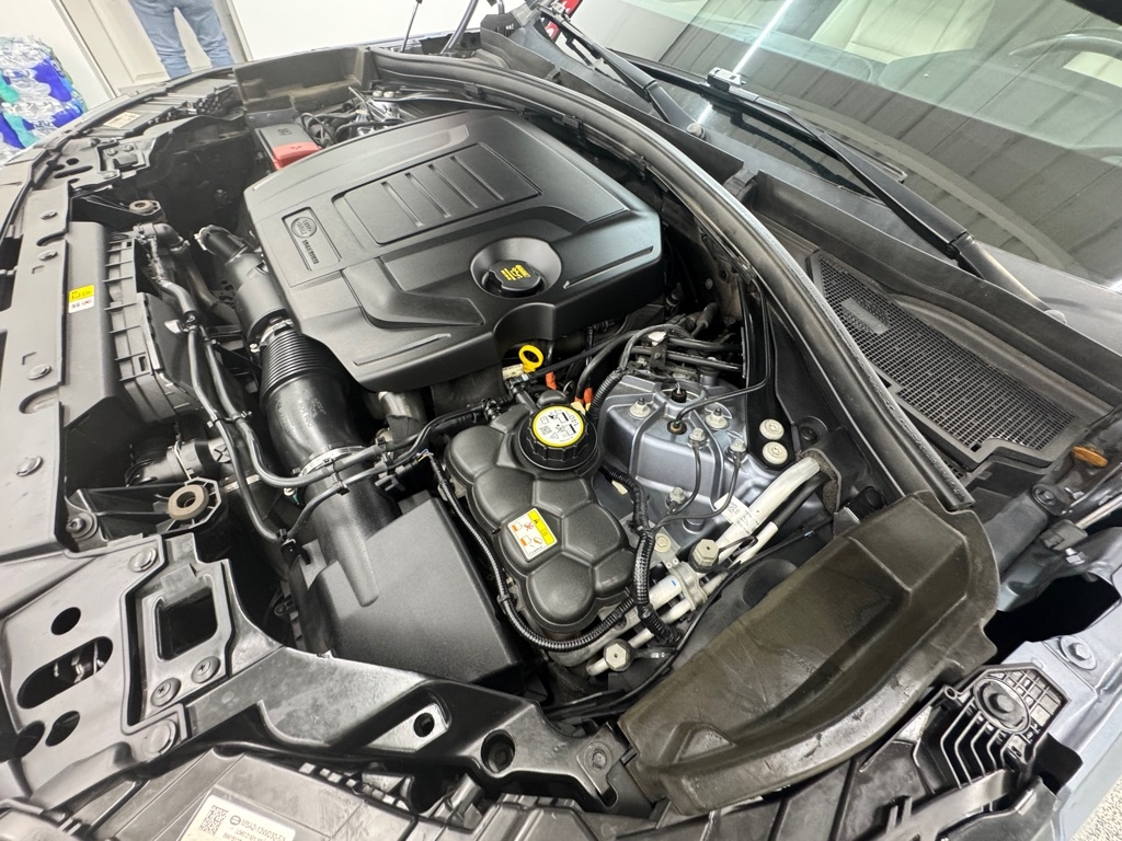 Land Rover Range Rover Velar R-Dynamic S 2021