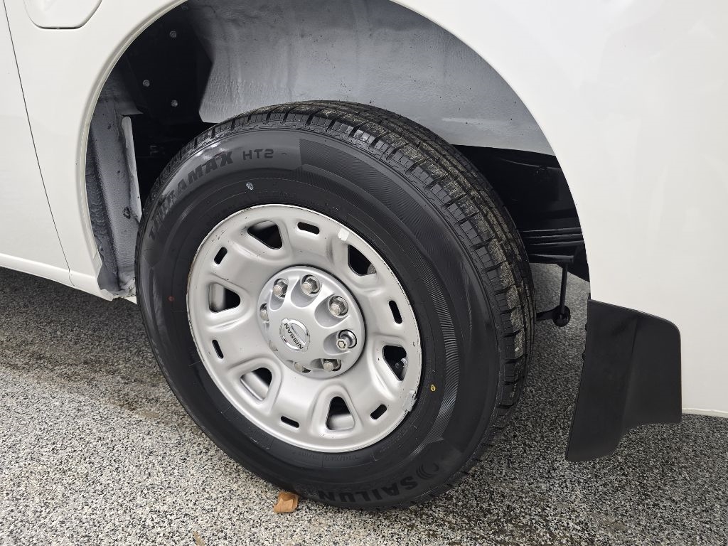 Nissan NV Cargo 2500 HD S V6 2019