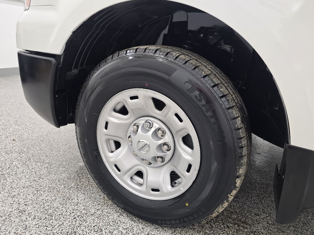 Nissan NV Cargo 2500 HD S V6 2019