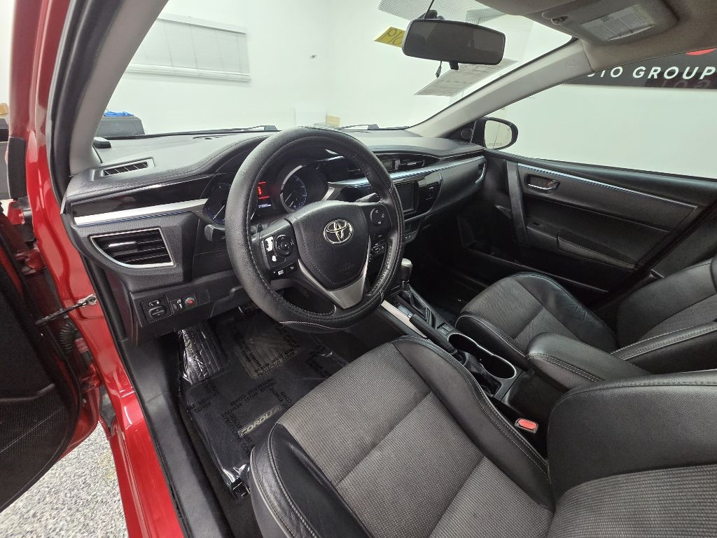 Toyota Corolla S Premium CVT 2015