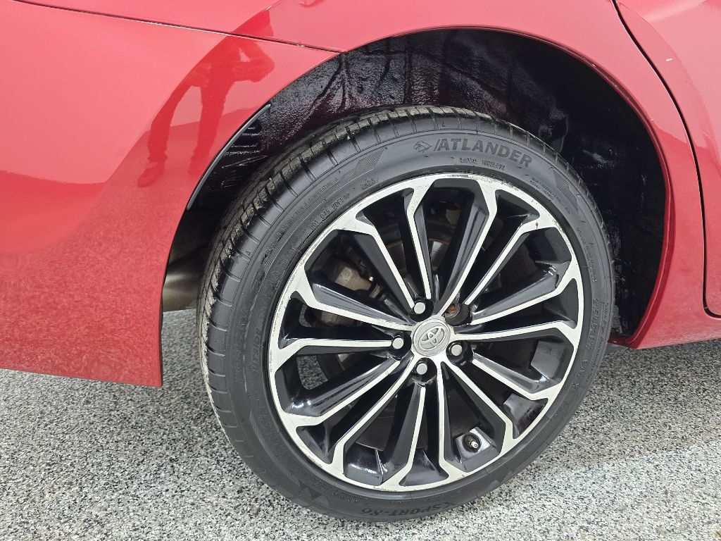 Toyota Corolla S Premium CVT 2015