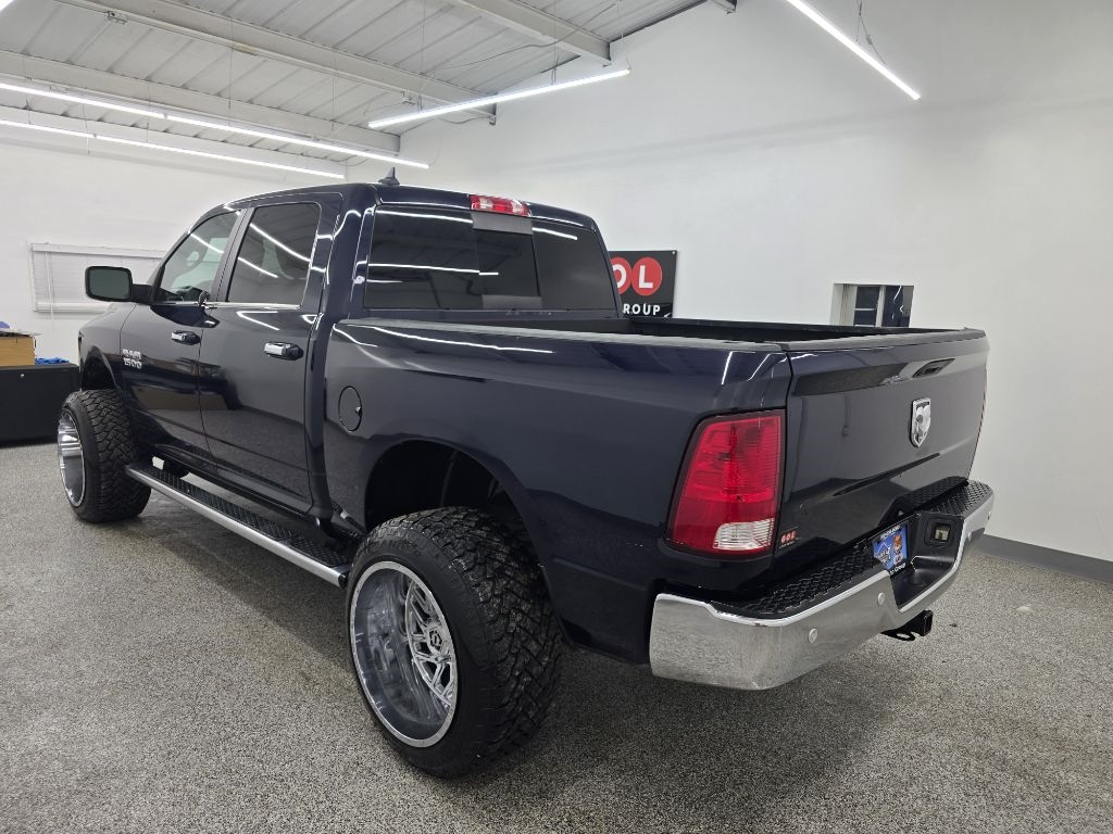 RAM 1500 SLT Crew Cab SWB 2WD 2017