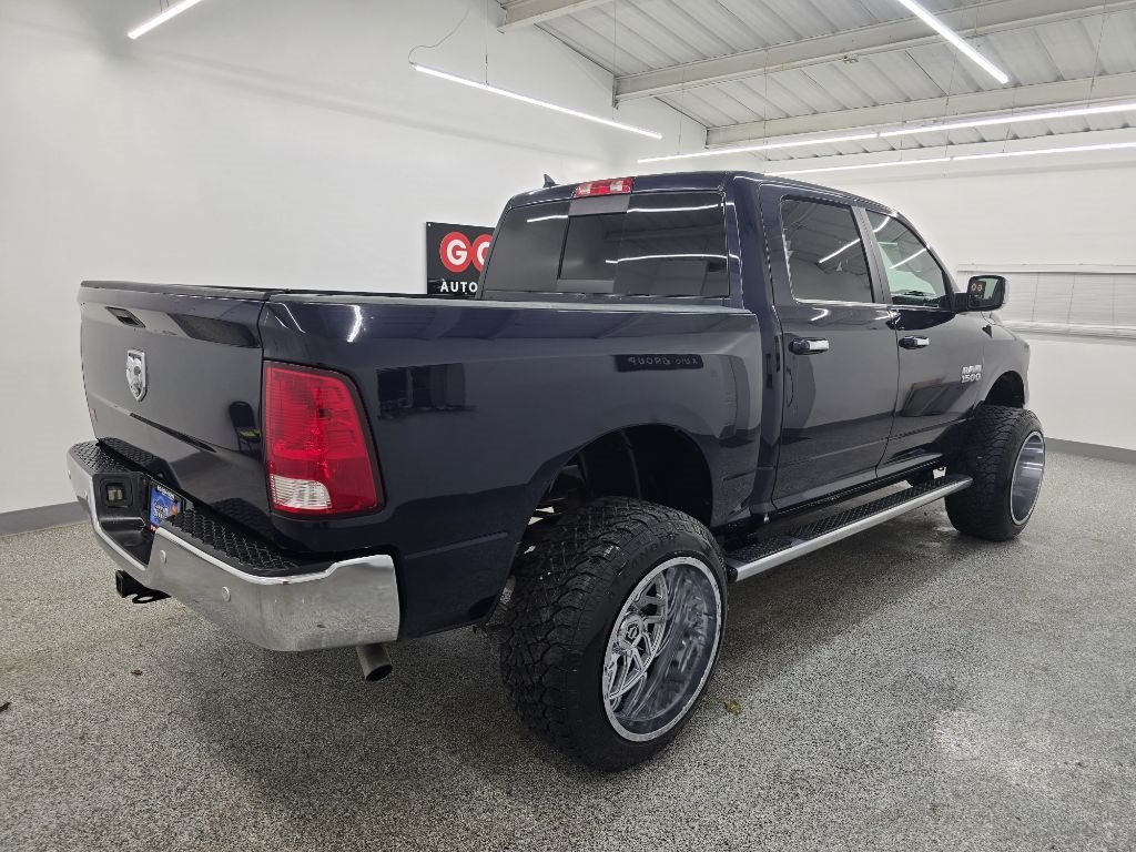 RAM 1500 SLT Crew Cab SWB 2WD 2017