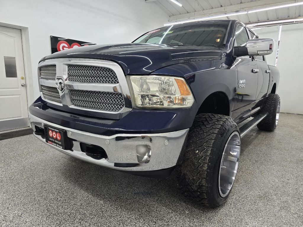 RAM 1500 SLT Crew Cab SWB 2WD 2017