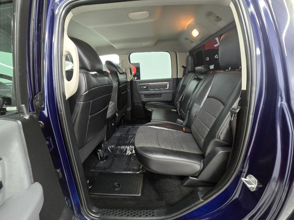 RAM 1500 SLT Crew Cab SWB 2WD 2017