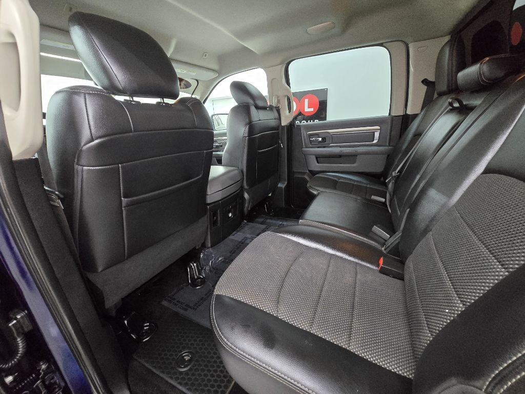 RAM 1500 SLT Crew Cab SWB 2WD 2017