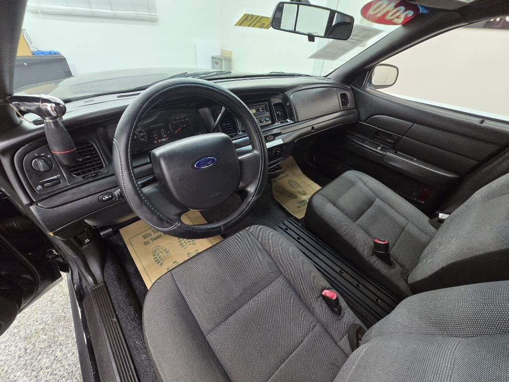 Ford Crown Victoria Police Interceptor 2010