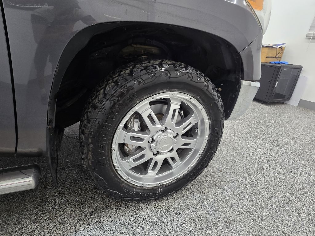 Toyota Tundra SR5 4.6L V8 Double Cab 2WD 2014