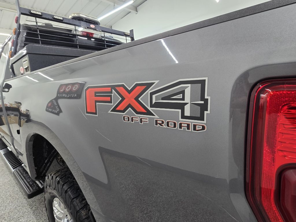 Ford F-250 SD XL Crew Cab 4WD 2021