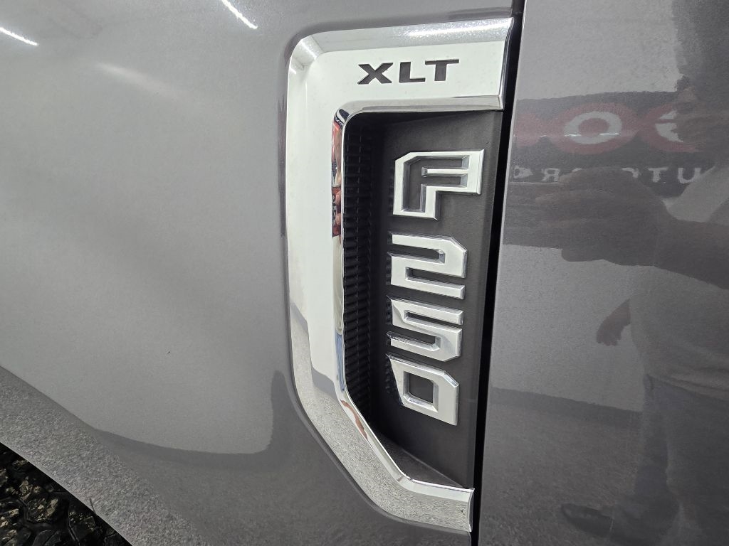 Ford F-250 SD XL Crew Cab 4WD 2021