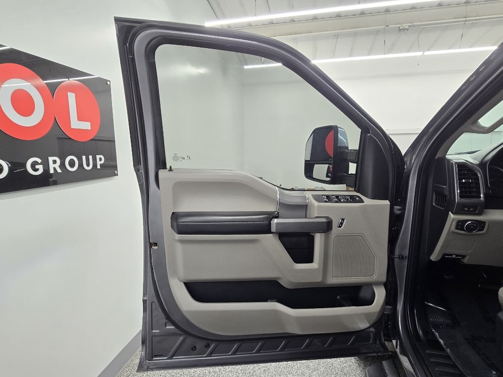 Ford F-250 SD XL Crew Cab 4WD 2021