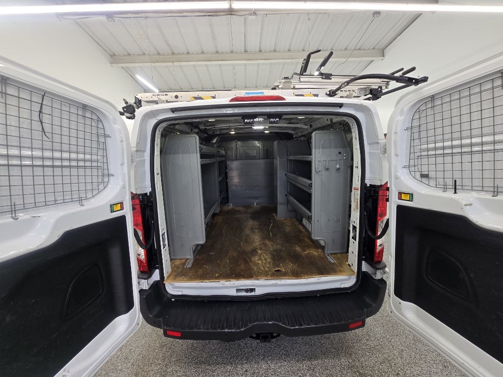 Ford Transit 250 Van Low Roof w/Sliding Pass. 130-in. WB 2017