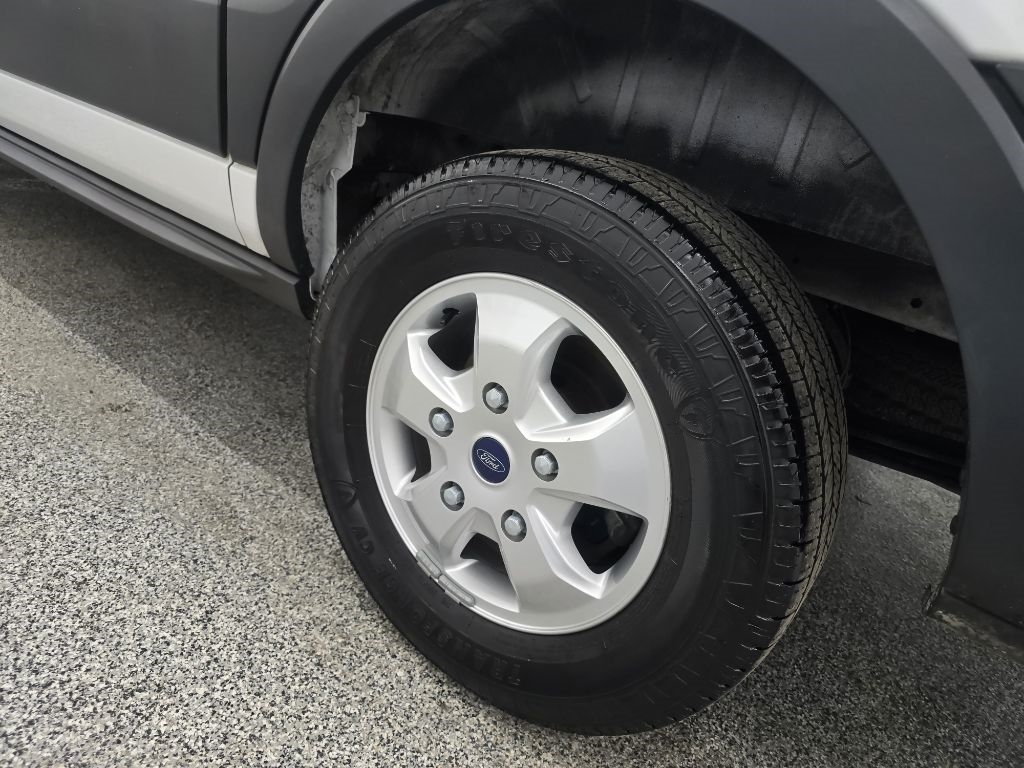 Ford Transit 250 Van Low Roof w/Sliding Pass. 130-in. WB 2017
