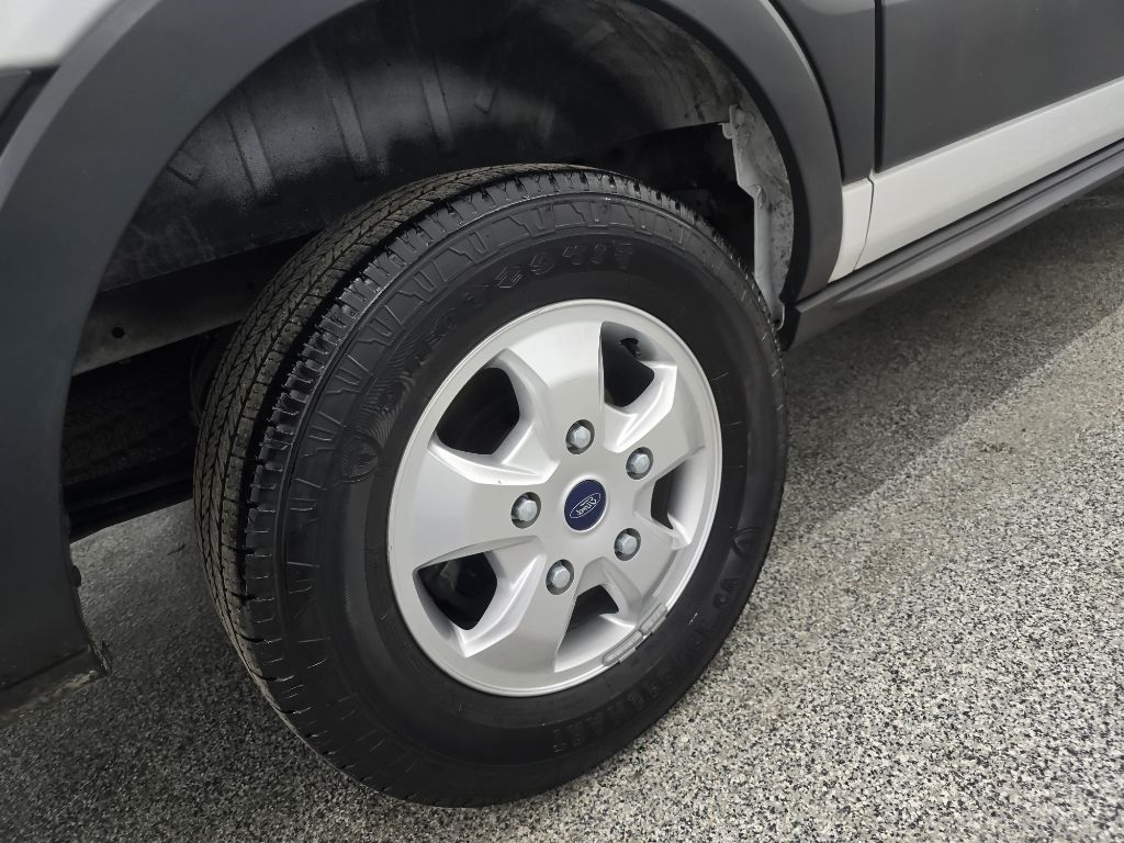 Ford Transit 250 Van Low Roof w/Sliding Pass. 130-in. WB 2017