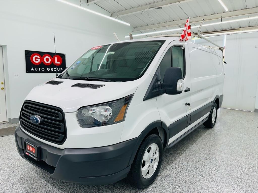 Ford Transit 150 Van Low Roof 60/40 Pass. 130-in. WB 2018