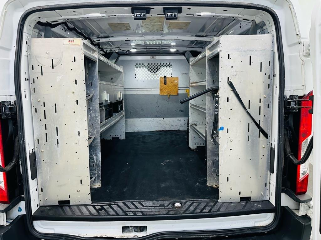 Ford Transit 150 Van Low Roof 60/40 Pass. 130-in. WB 2018