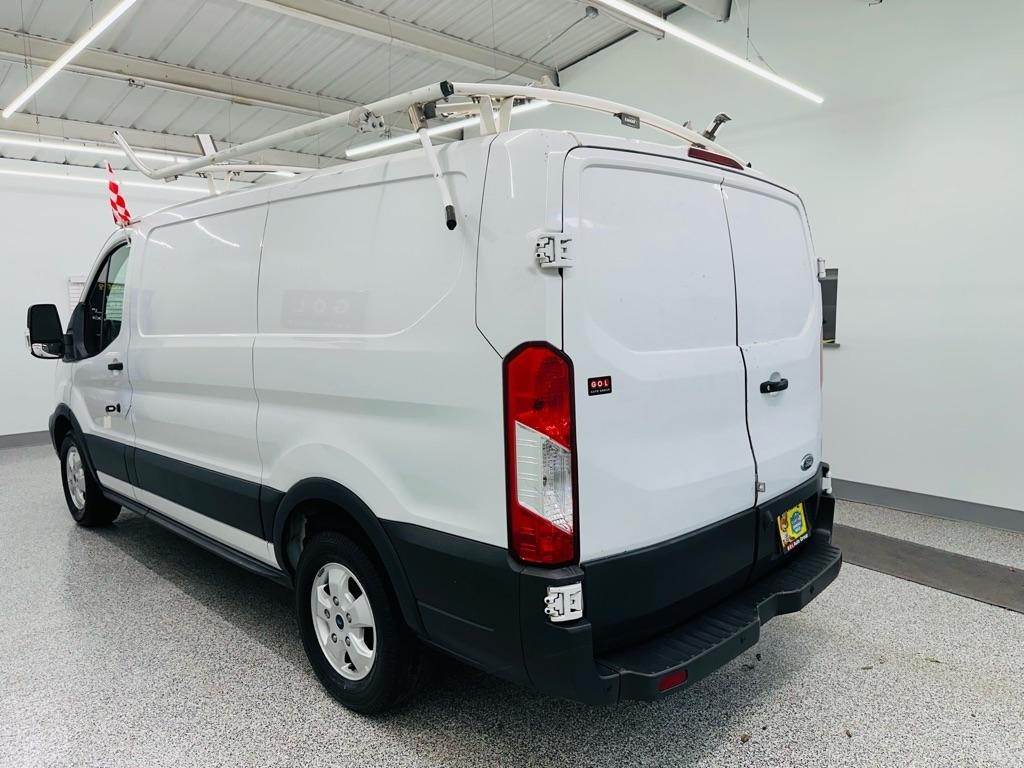 Ford Transit 150 Van Low Roof 60/40 Pass. 130-in. WB 2018