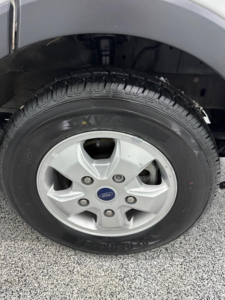 Ford Transit 150 Van Low Roof 60/40 Pass. 130-in. WB 2018