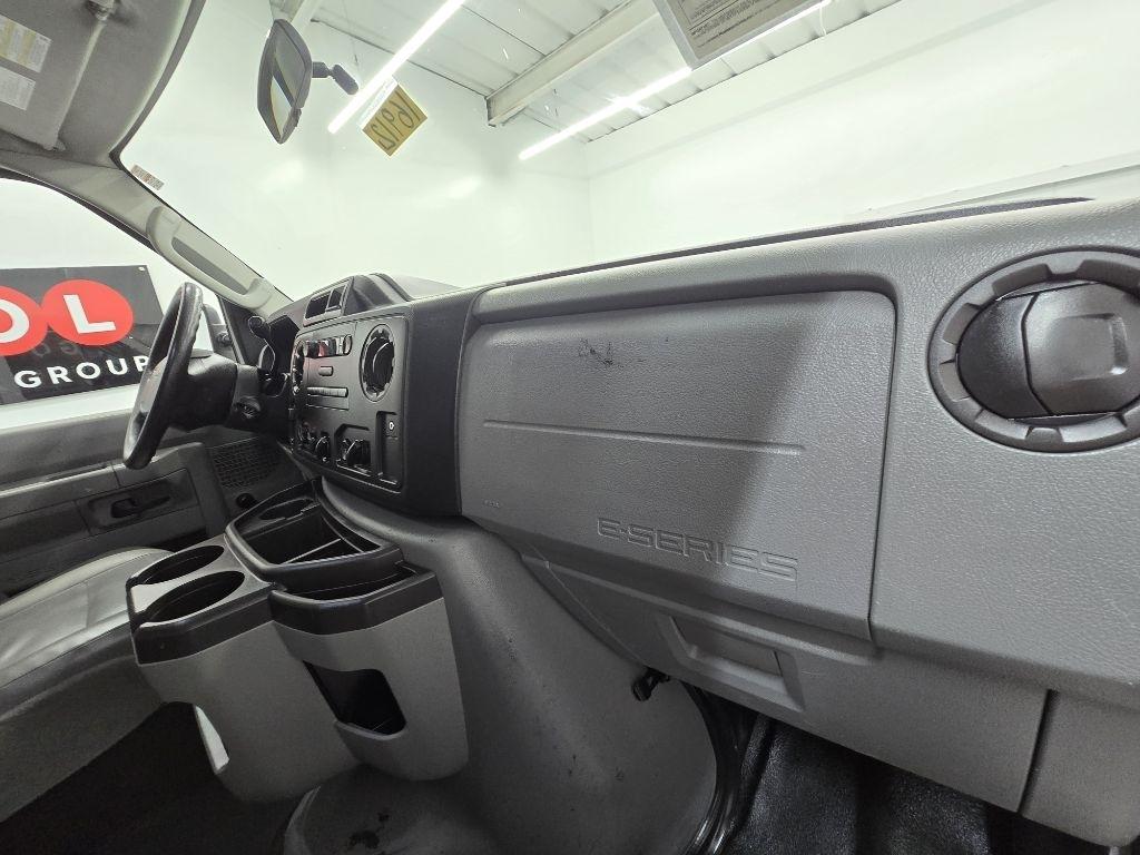 Ford Econoline E-150 2013