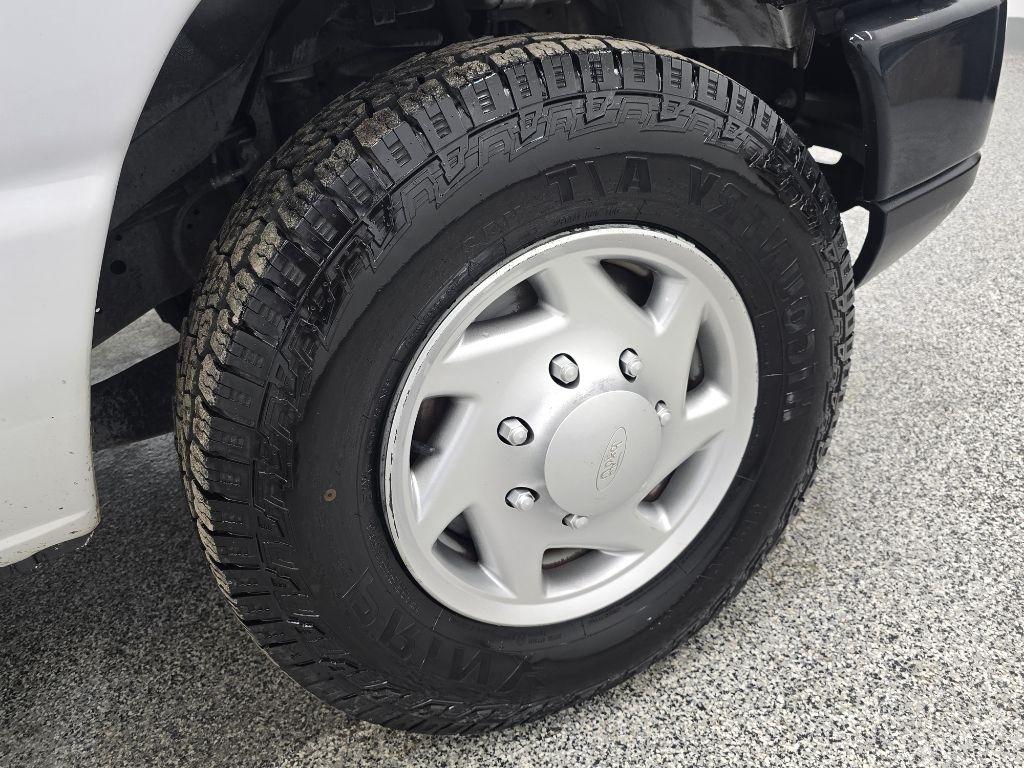 Ford Econoline E-150 2013