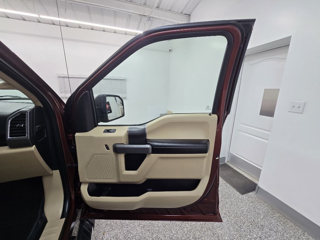 Ford F-150 XLT SuperCrew 5.5-ft. Bed 2WD 2016