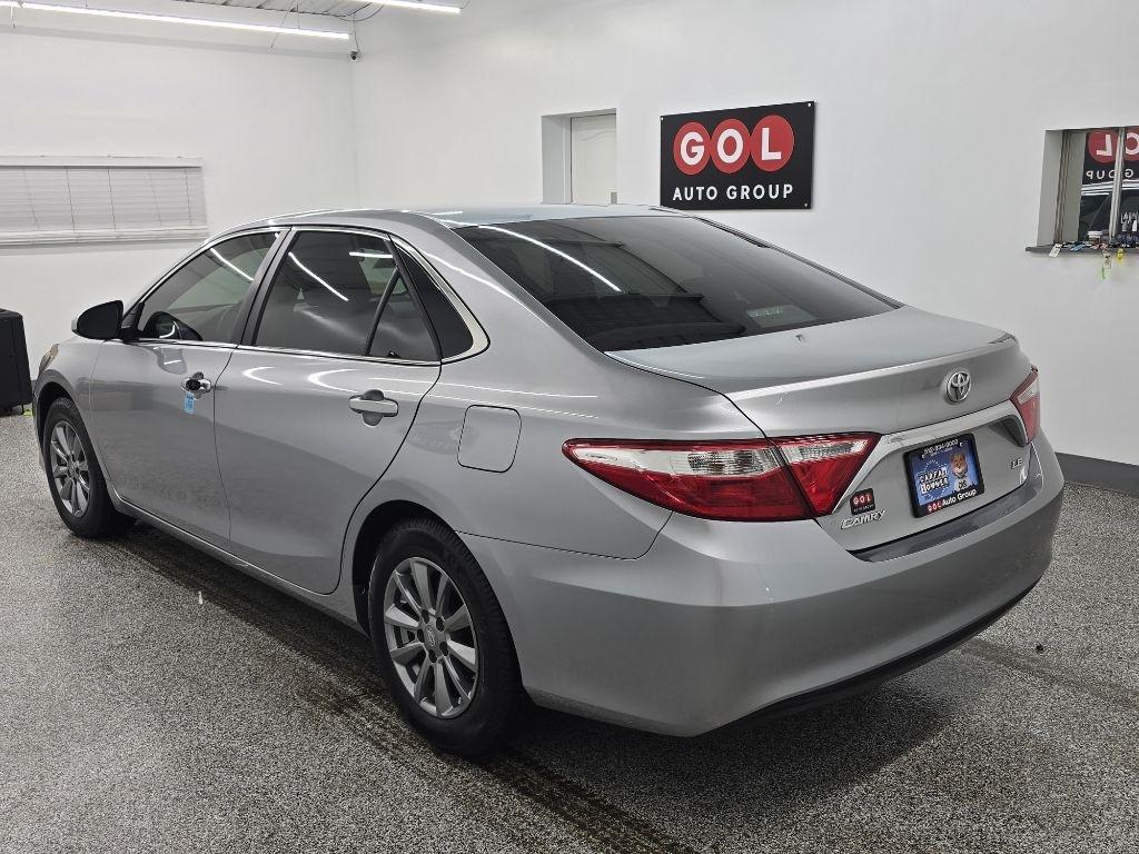 Toyota Camry SE 2015