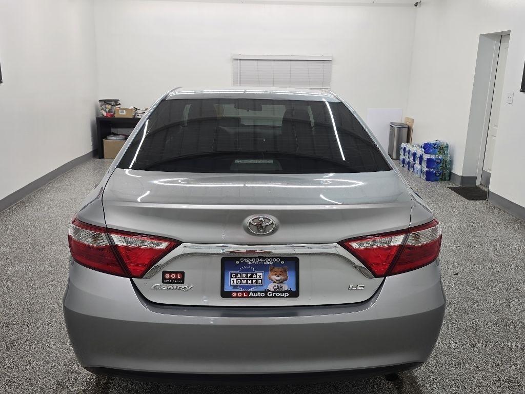 Toyota Camry SE 2015