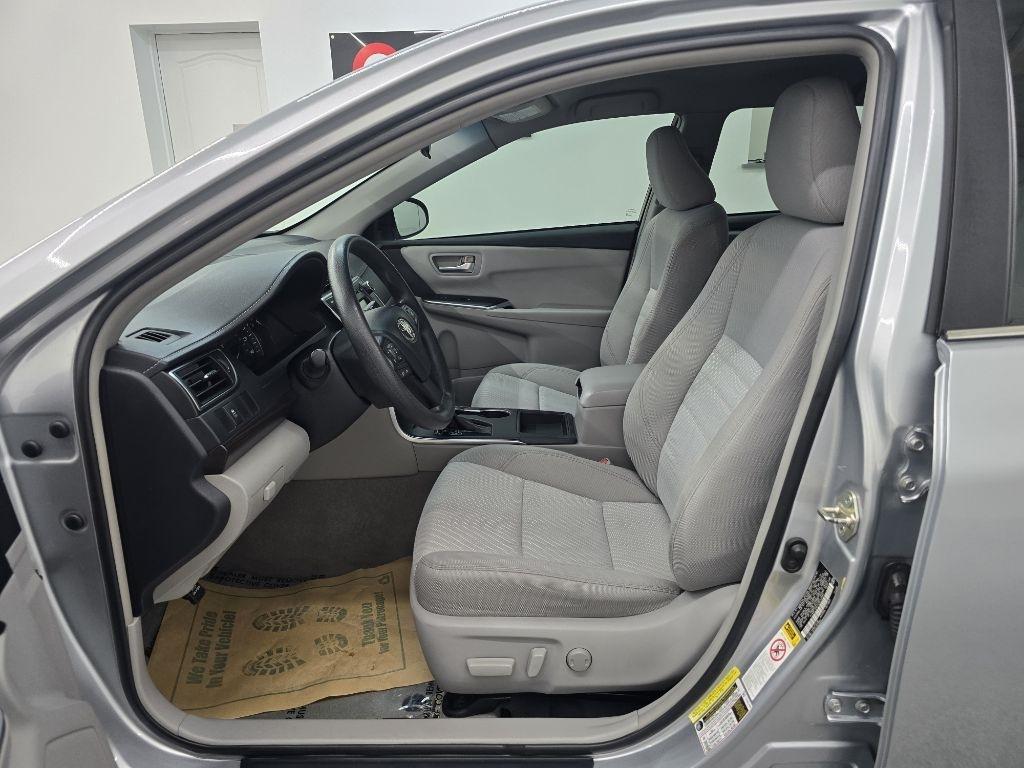 Toyota Camry SE 2015