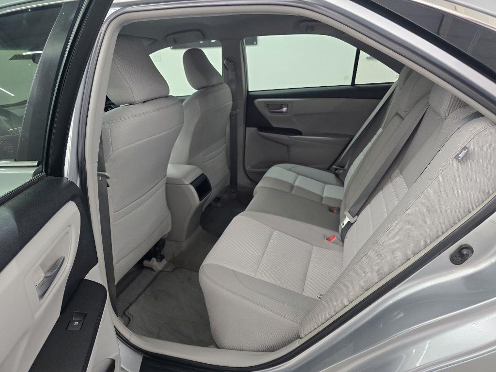 Toyota Camry SE 2015