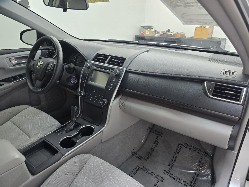 Toyota Camry SE 2015