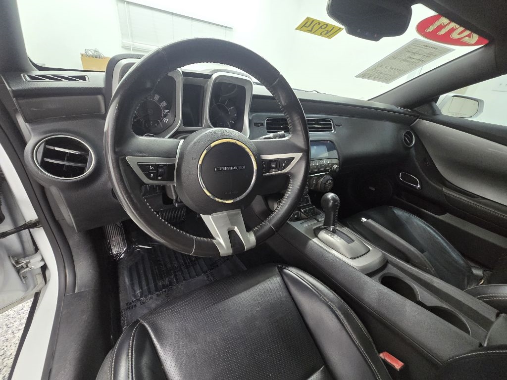 Chevrolet Camaro 2LT Coupe 2011