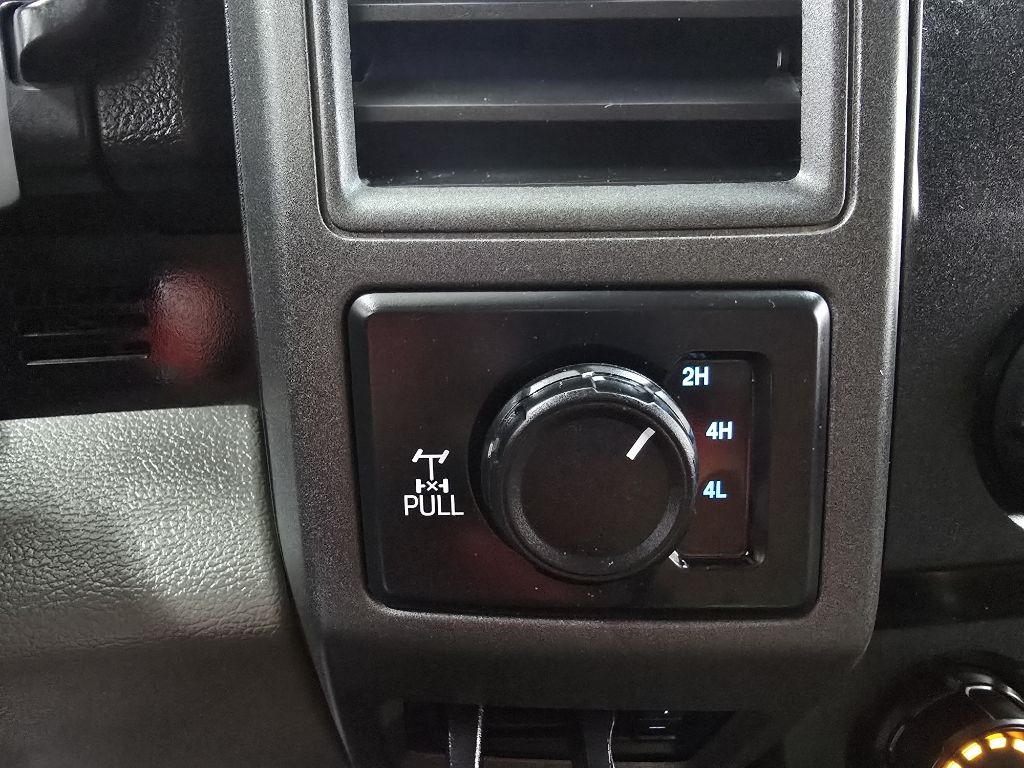 Ford F-250 SD XL Crew Cab 4WD 2021