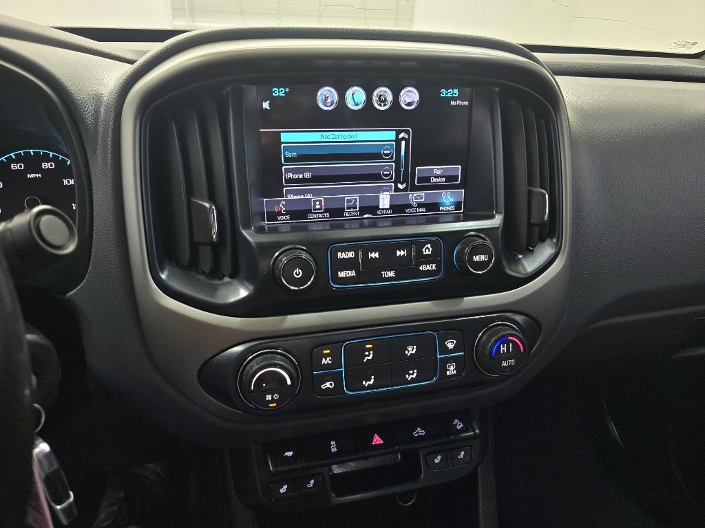 Chevrolet Colorado Z71 Crew Cab 2WD Short Box 2016