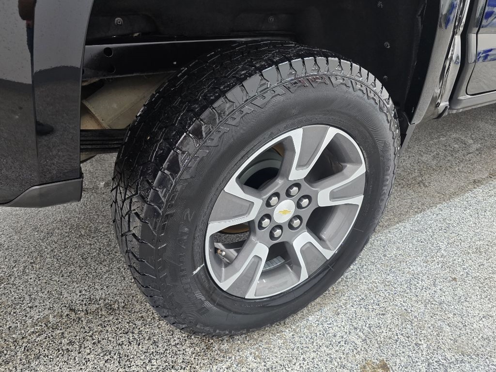 Chevrolet Colorado Z71 Crew Cab 2WD Short Box 2016