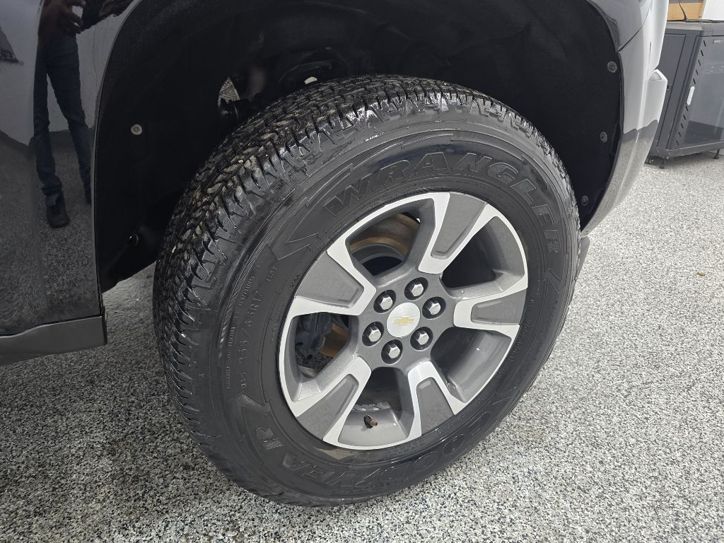 Chevrolet Colorado Z71 Crew Cab 2WD Short Box 2016