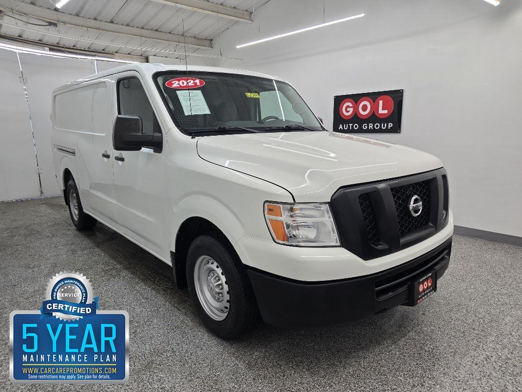 Nissan NV Cargo 2500 HD S V6 2021