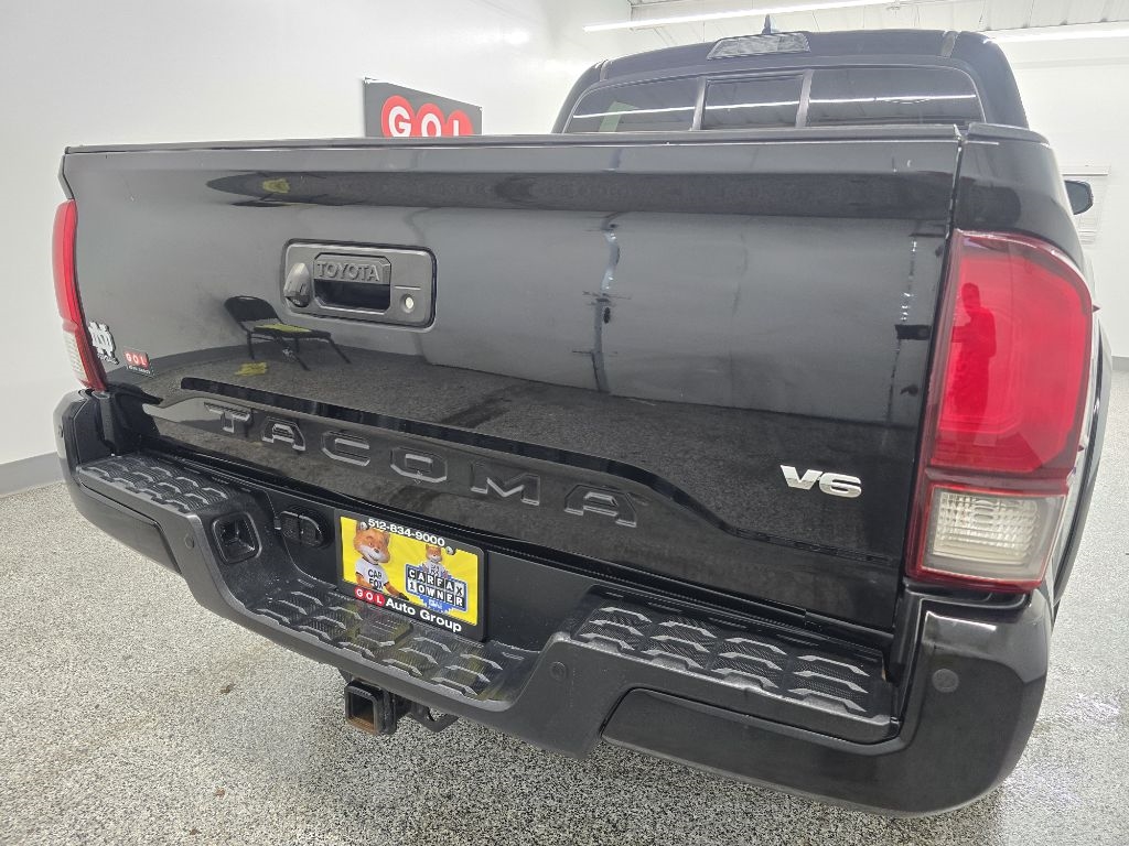 Toyota Tacoma Limited Double Cab V6 6AT 2WD 2016