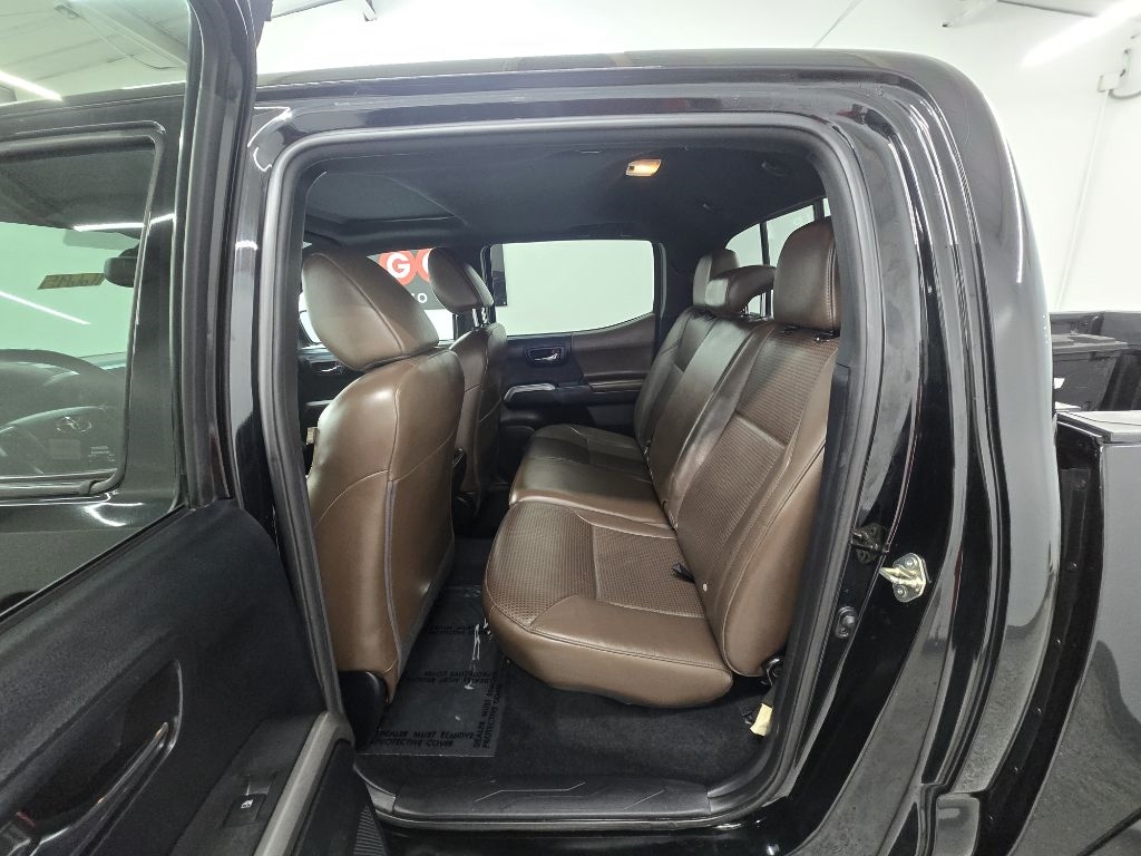 Toyota Tacoma Limited Double Cab V6 6AT 2WD 2016