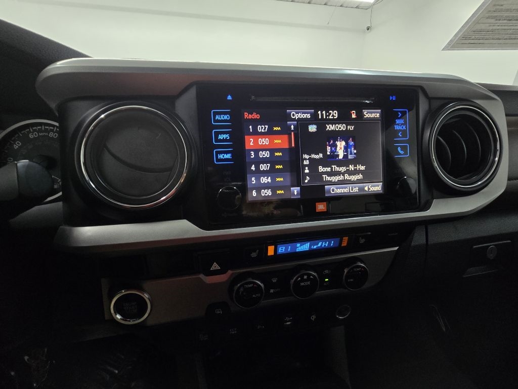 Toyota Tacoma Limited Double Cab V6 6AT 2WD 2016